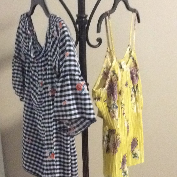 Two new size small shirts - Picture 4 of 7